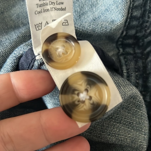 Coldwater Creek Denim LightWash Short Waisted Jacket Chest Pockets Large - Picture 8 of 15